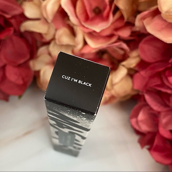 Fenty Beauty Full Frontal Volume Lift & Curl Mascara in Cuz I'm Black - Picture 9 of 10